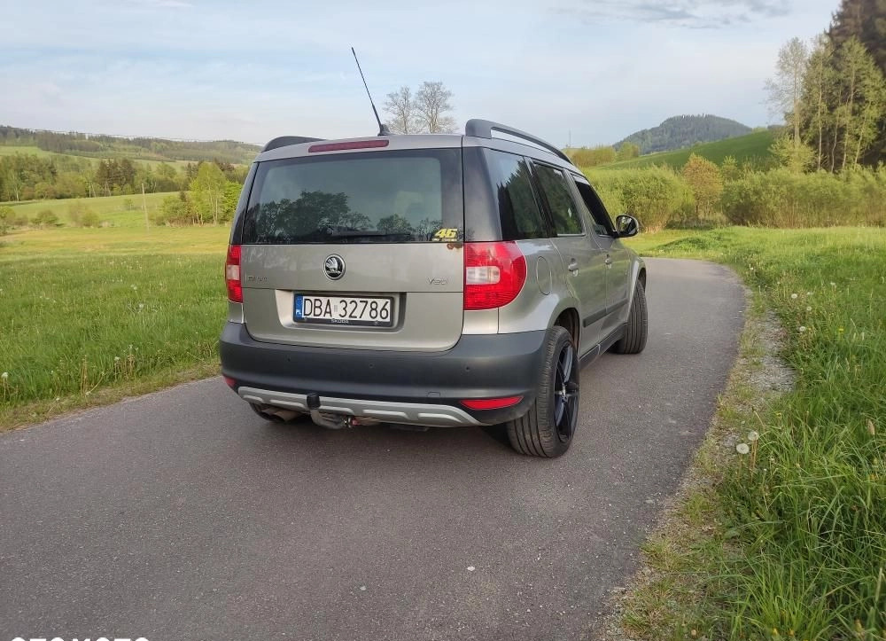 Skoda Yeti cena 25500 przebieg: 332125, rok produkcji 2009 z Bełchatów małe 29